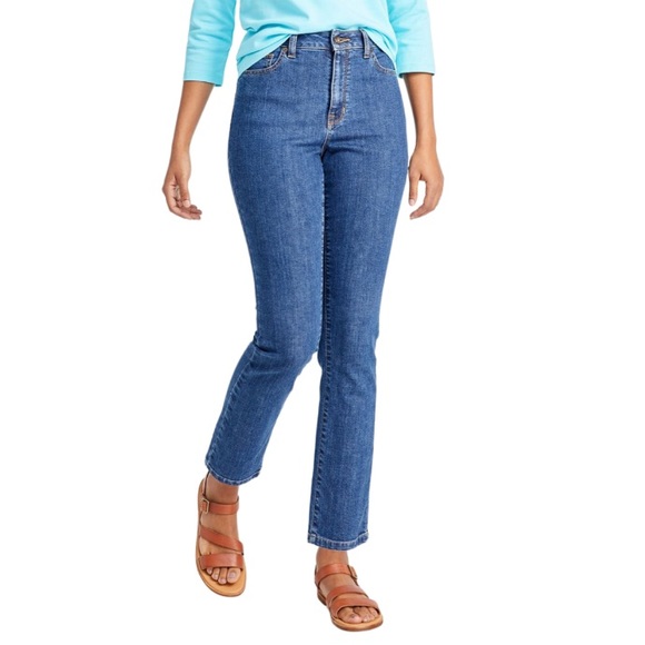 L.L. Bean High-Rise Classic Fit Straight Leg Women’s Jeans - Size: 2 Regular - Picture 15 of 17